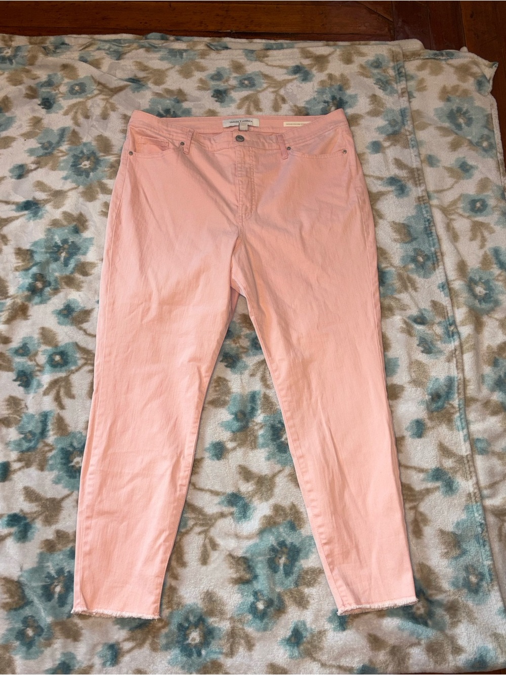 Vintage America Soft Pink Cropped Skinny Jeans